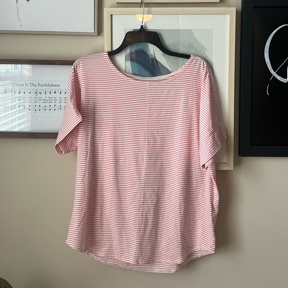 Garnet Hill light red striped shirt. Size medium. Excellent condition.